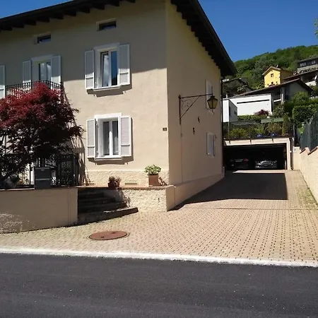 Holiday home Regina With Garden And Terrace