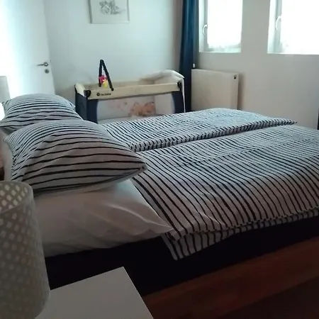 Holiday home Regina With Garden And Terrace